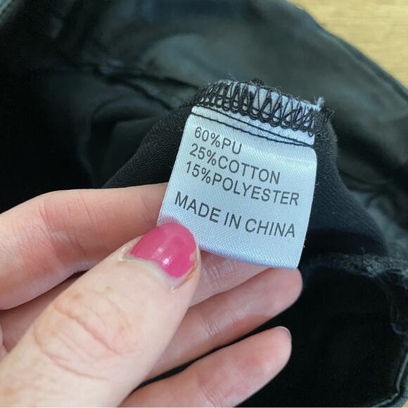 White Fox Boutique - Acting Out Pants in Black with Silver - Picture 4 of 7